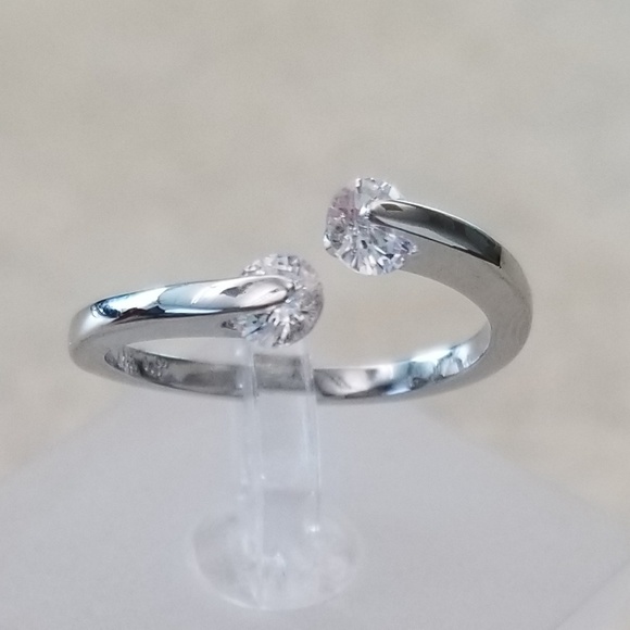 Delicate 18k ring - Picture 4 of 7